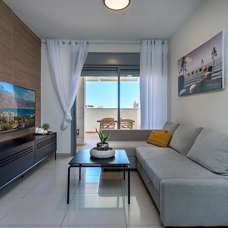 Melony Apartments Yam Suf Street 埃拉特 外观 照片