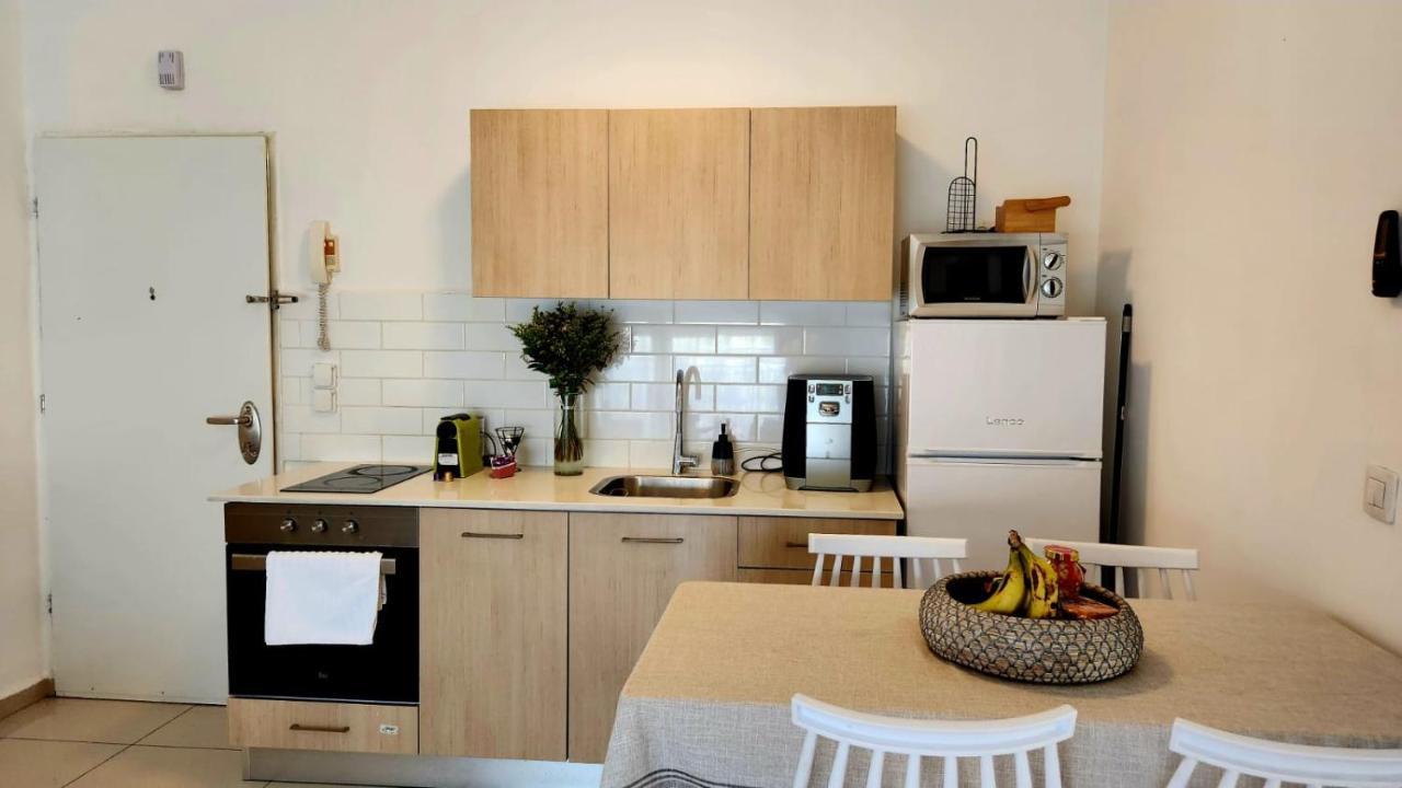 Melony Apartments Yam Suf Street 埃拉特 外观 照片