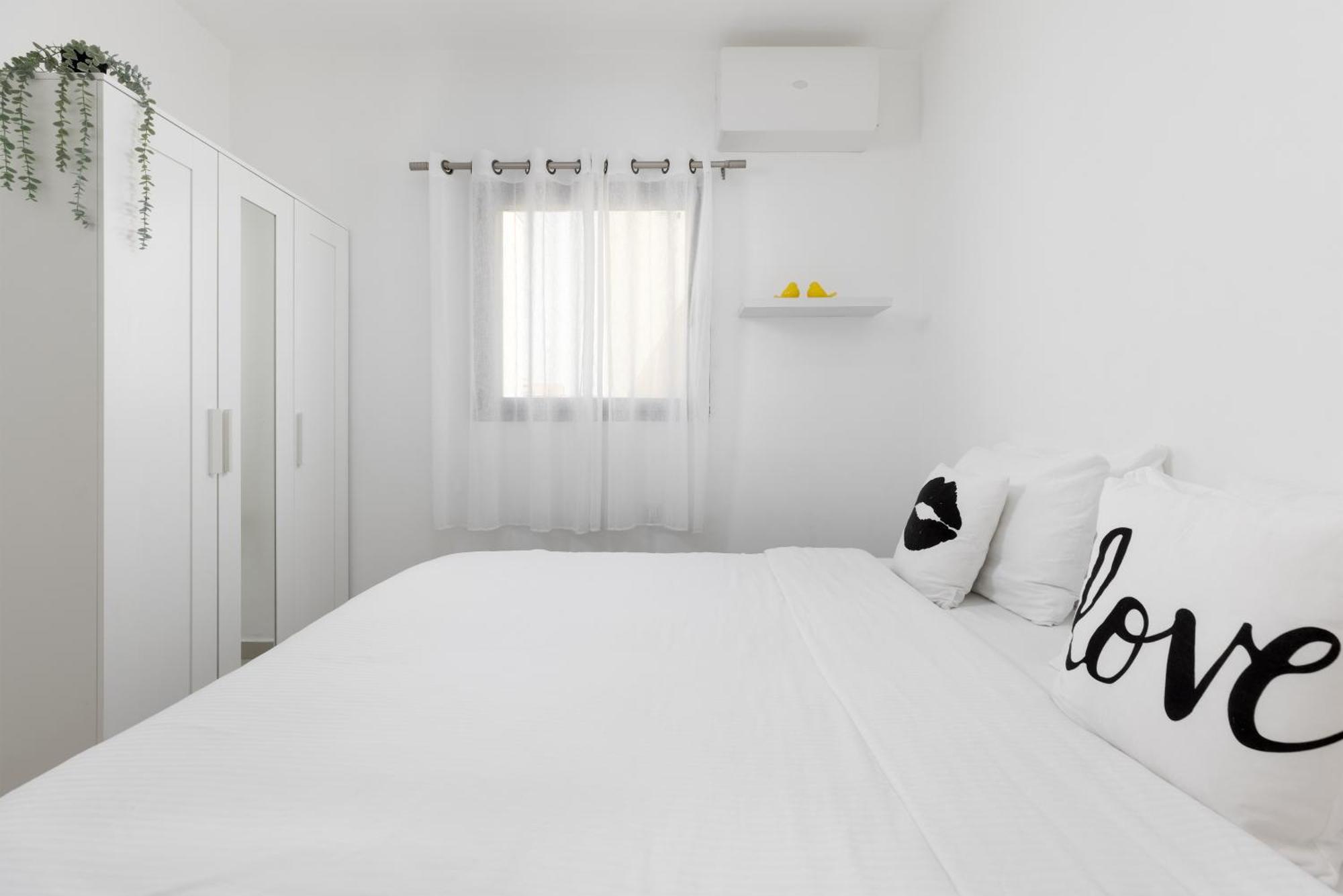 Melony Apartments Yam Suf Street 埃拉特 外观 照片